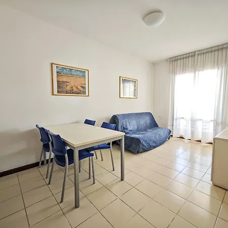 3 In Der Lisa By Interhome Lignano Sabbiadoro